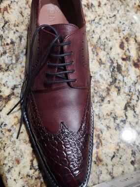 Men's Burgundy Wingtip Derby with Croc-Embossed Toe